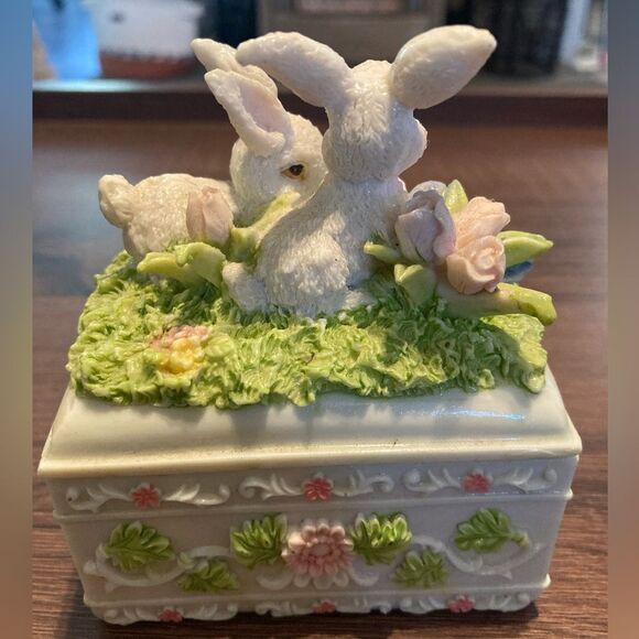 Trinket Box Resin Bunny Rose Accents w/ Blue Bird 3” Wide 4” Tall - Picture 2 of 9